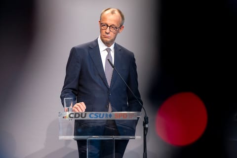 Merz to visit Paris May 7, officials say