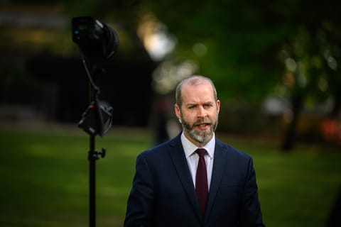 UK tries to hose down fears about India trade deal